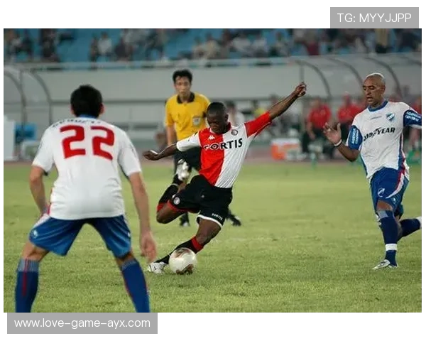 费耶诺德盯内马尔式闪斜，如何破解足球场上的“魔术”？